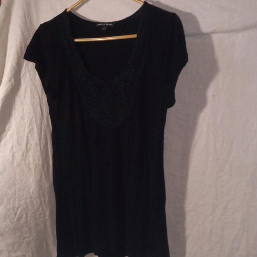 Cable & Gauge Large crochet shirt